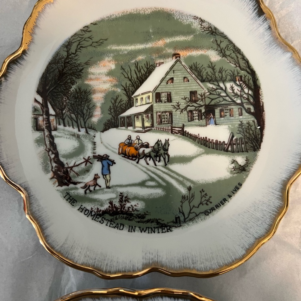 4 Currier & Ives winter plates - Picture 2 of 6